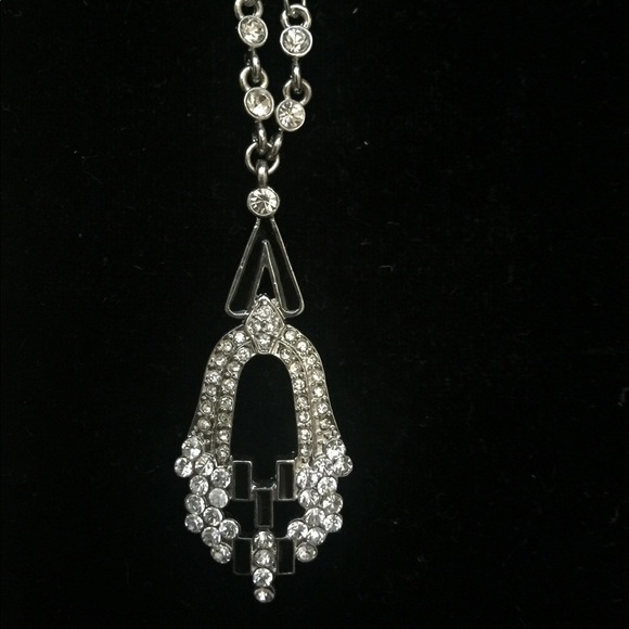 Necklace - Picture 1 of 2